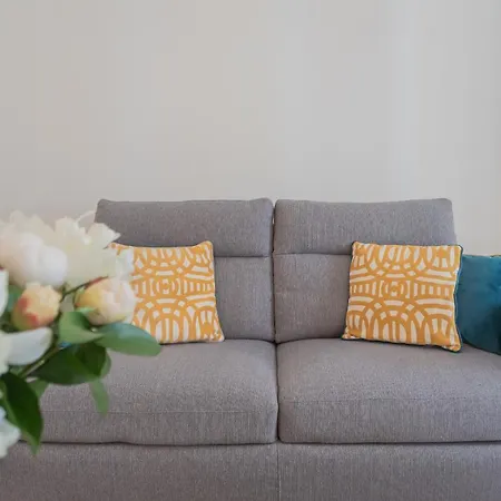 By Rent Appartement