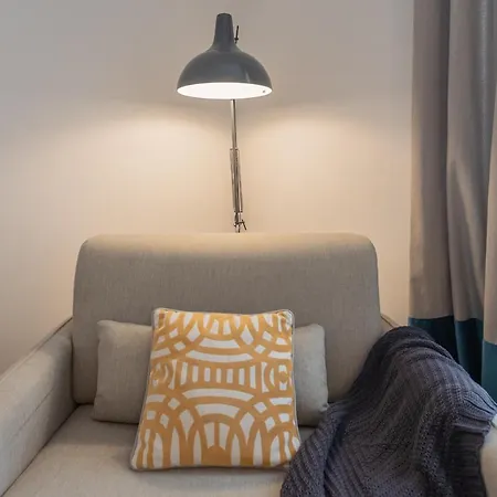 By Rent Apartment Como