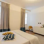 By Rent Apartamento Como