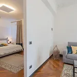 By Rent Apartamento Como