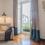 By Rent Apartamento