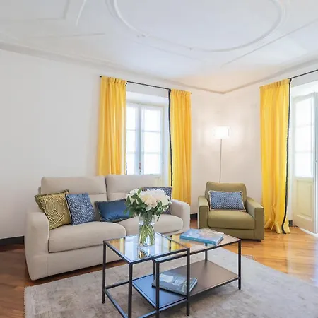 By Rent Apartment Como