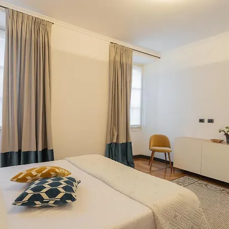 By Rent Apartman Como